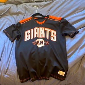 Giants baseball T-shirt/jersey